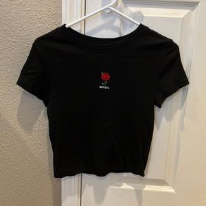 Black cropped short sleeve